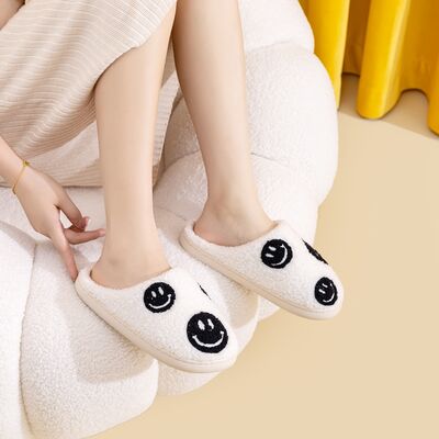 Melody Smiley Face Slippers