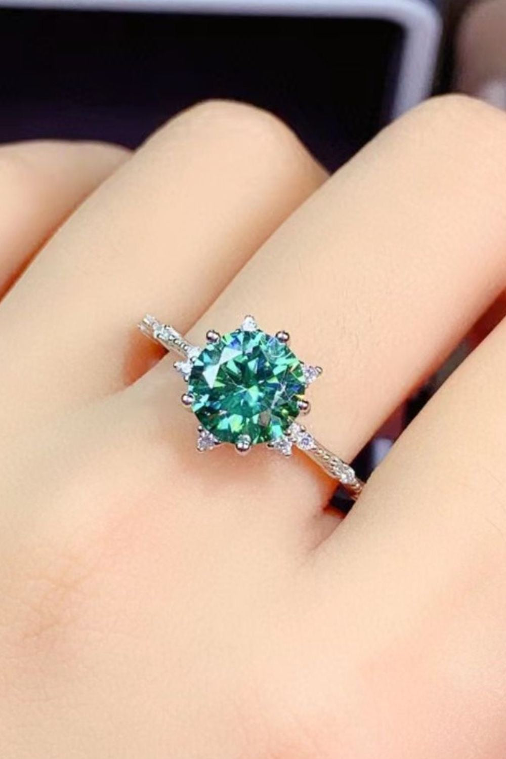 1 Carat Moissanite Platinum-Plated Ring